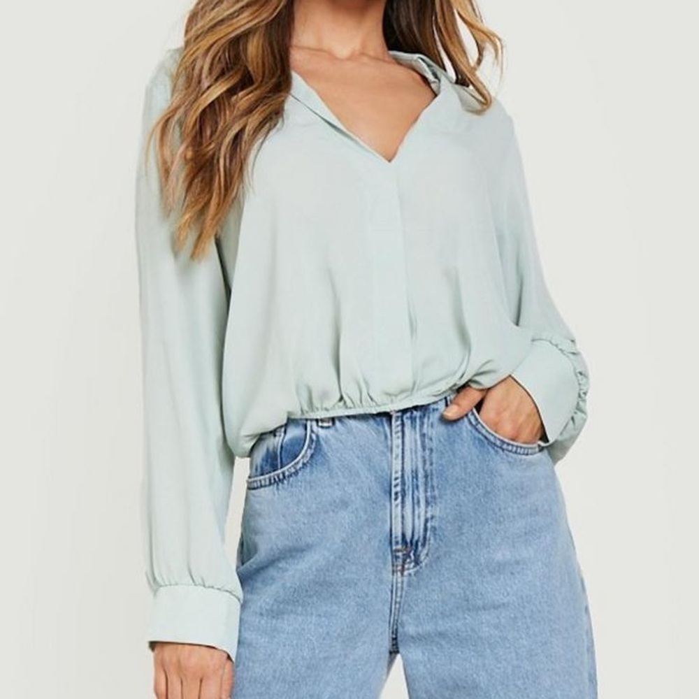 Boohoo TALL Volume Sleeve Relaxed Fit Blouse - Picture 3 of 6